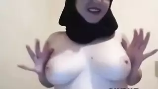 مغامرة بورن محجبة: ابتلاع الأحمال بعد نيك قوي