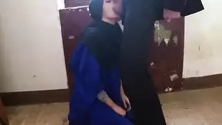 صفقة بورنو vip: نائبة الرئيس العربية تبلع مقابل دفعة نقدية