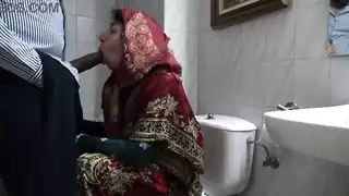زوج ينيك اخة زوجتها