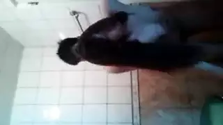 مظهر بريء، مهارات قذرة: مص وركوب بقوة