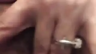 عاري الصدر إذلال فرو