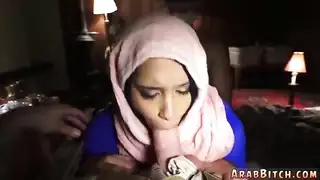 شاب عربي ينيك عشيقة لاول مرة غصب عنها