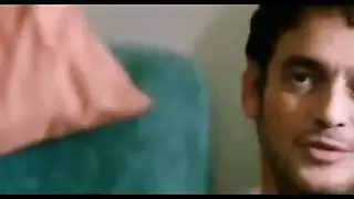 فيلم جنسي للمشاهير العرب: حركة صريحة غير مقطوعة وقذف
